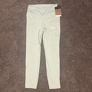 north face leggings.